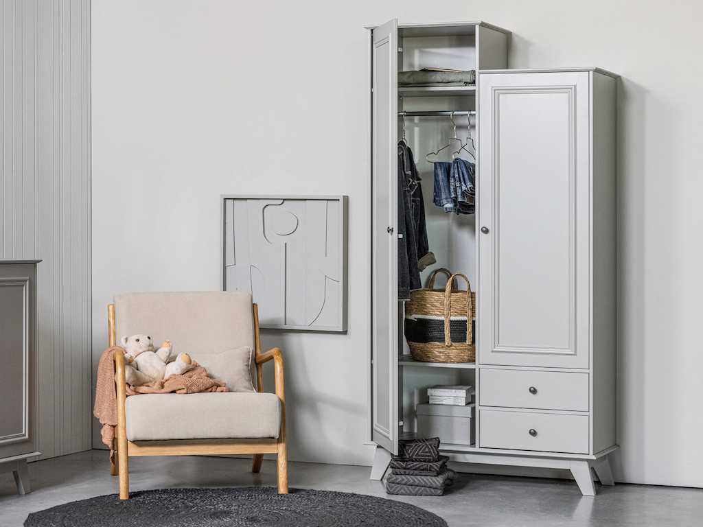 armoire enfant gris clair