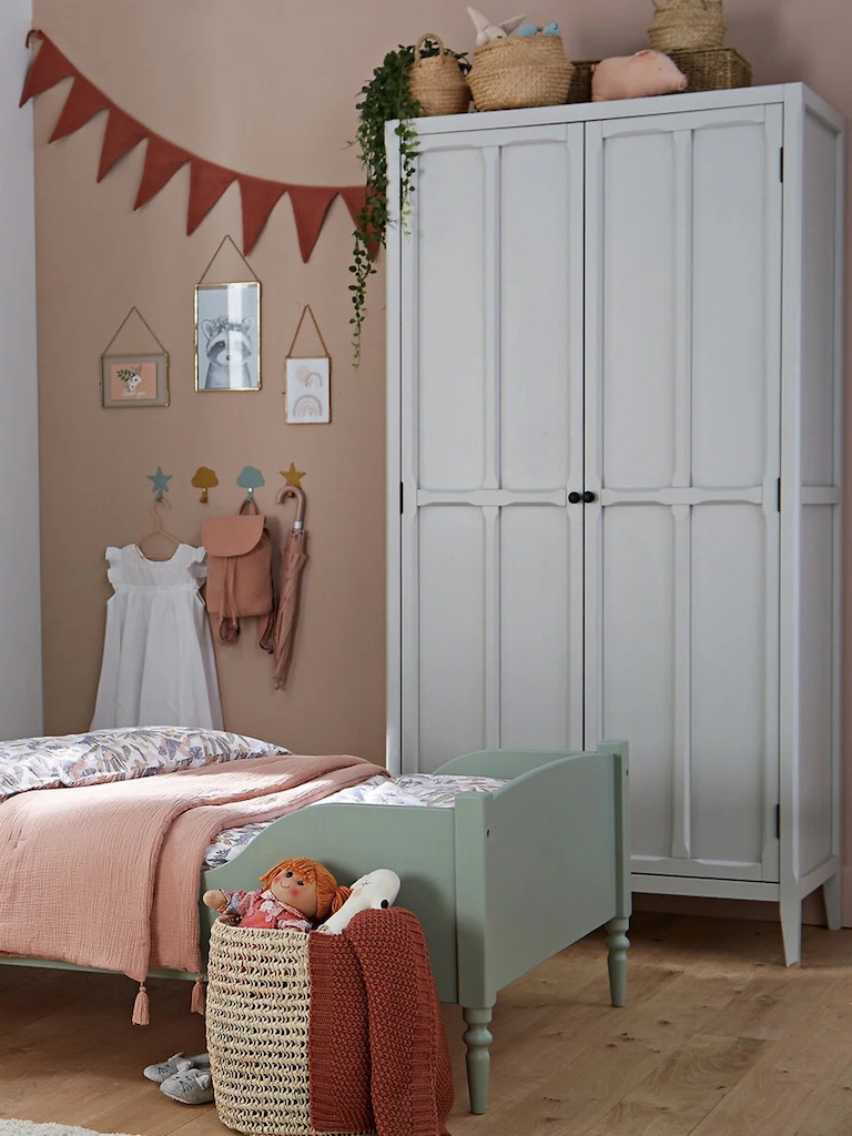 armoire parisienne enfant