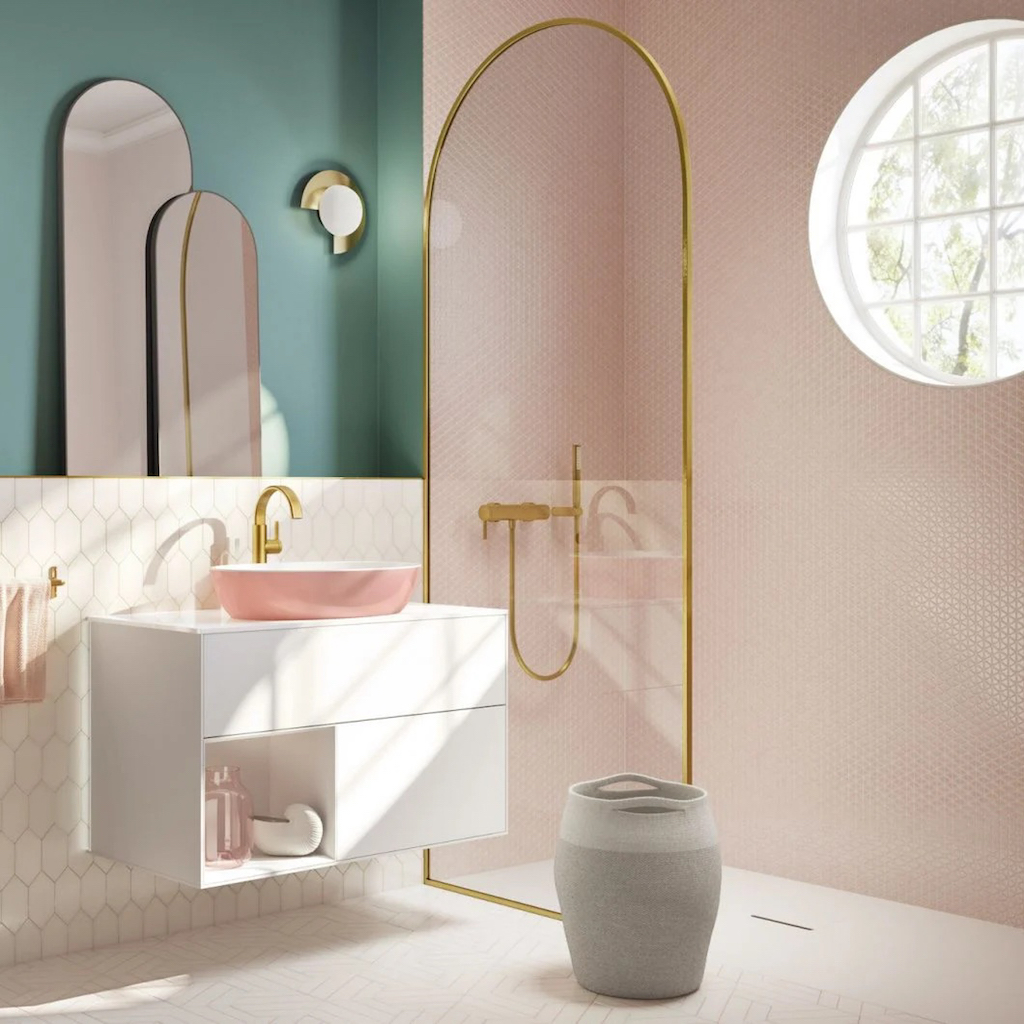 salle de bain rose et vert