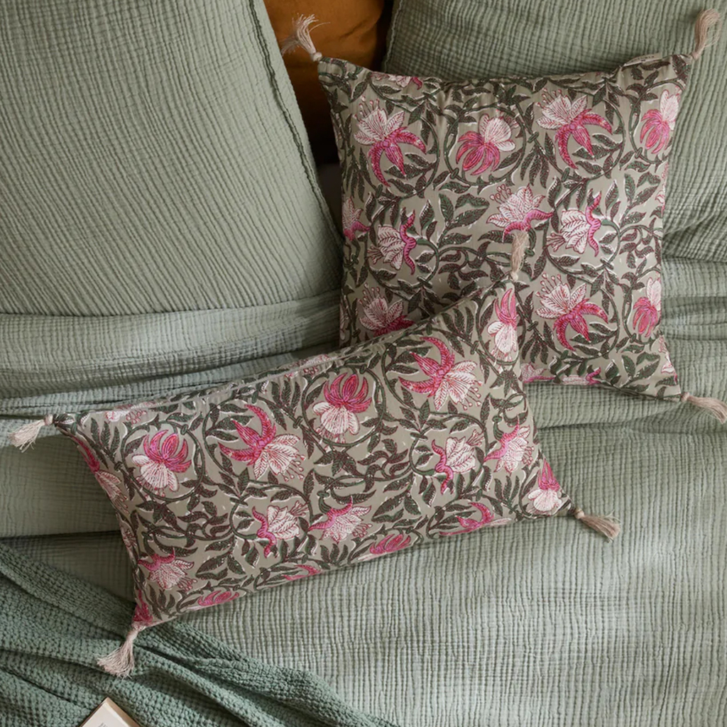 coussin en tissu indien