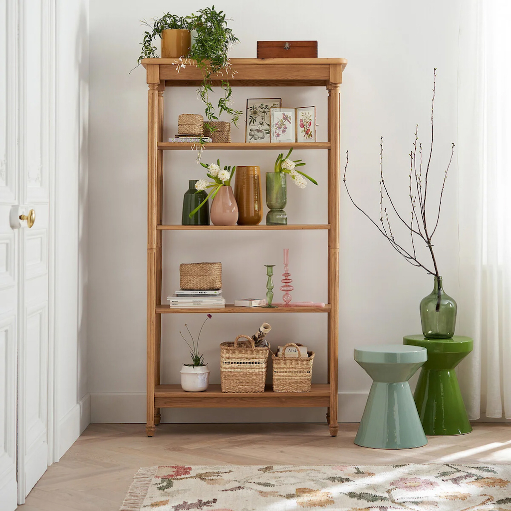 étagère en bois classique
