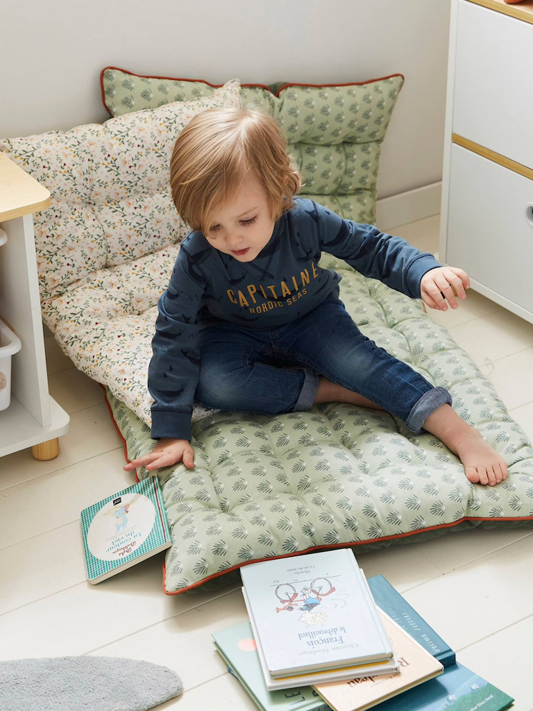 Installer un coin lecture chez les enfants - Joli Place