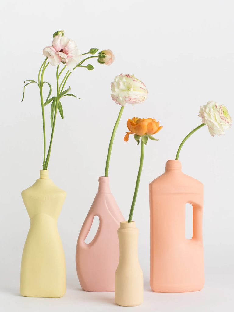 vase en céramique forme produit ménager