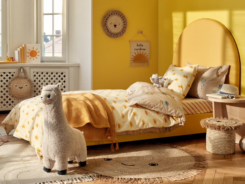 chambre jaune enfant