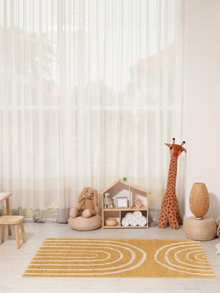 tapis jaune enfant