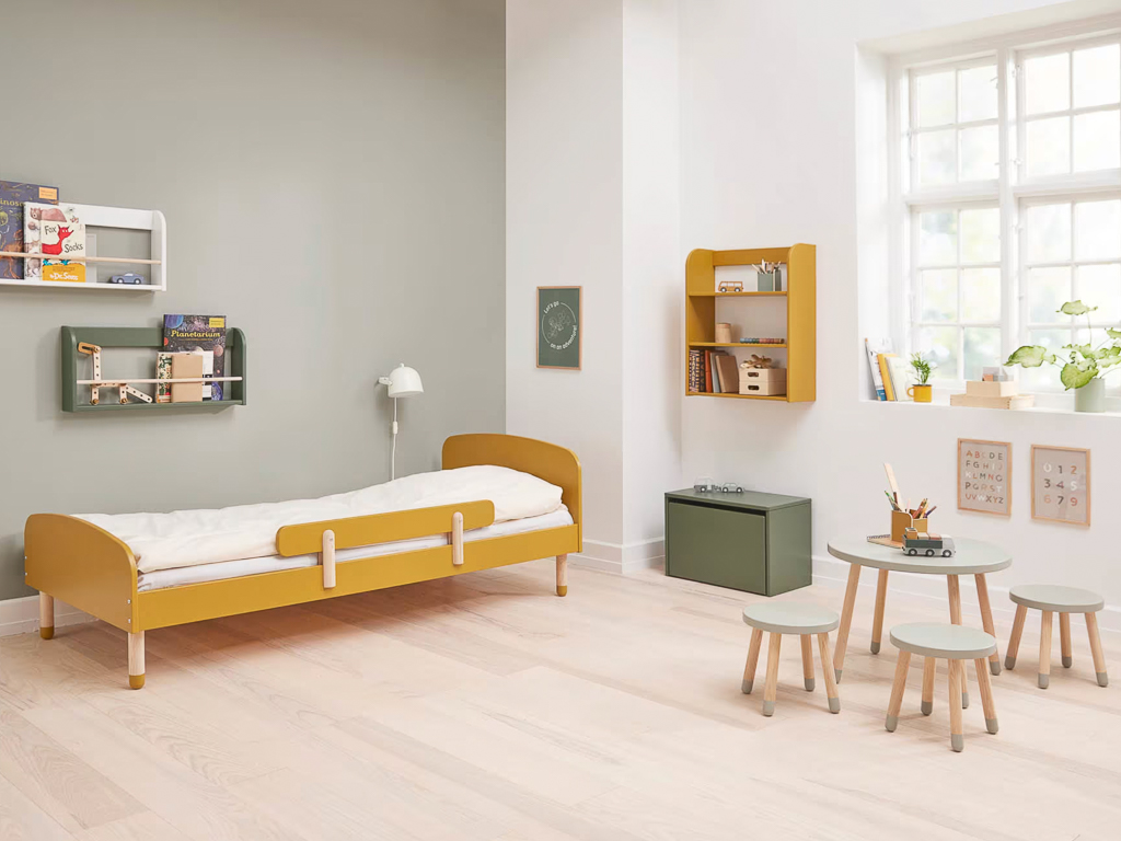 lit enfant jaune moutarde