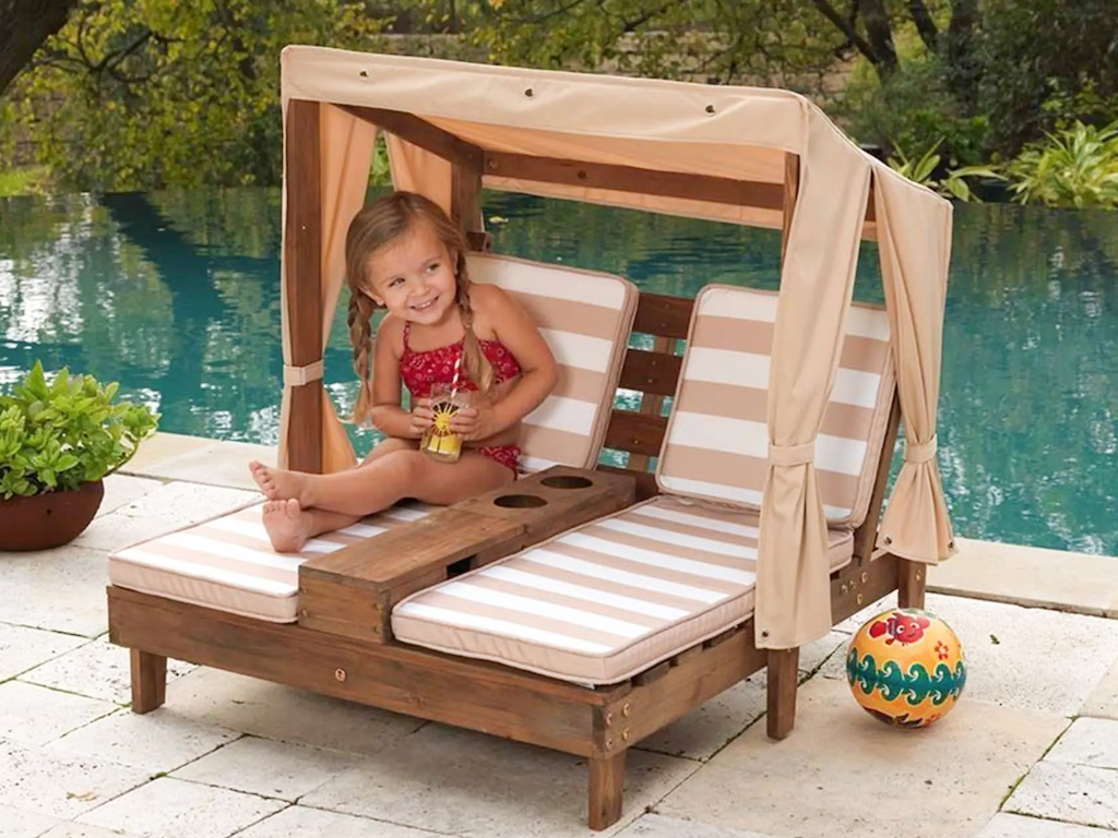 Salon de jardin pour enfant en bois