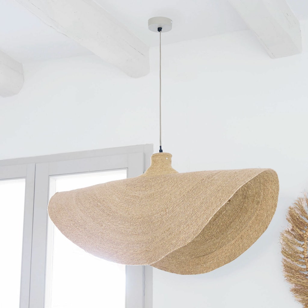 suspension chapeau en fibres