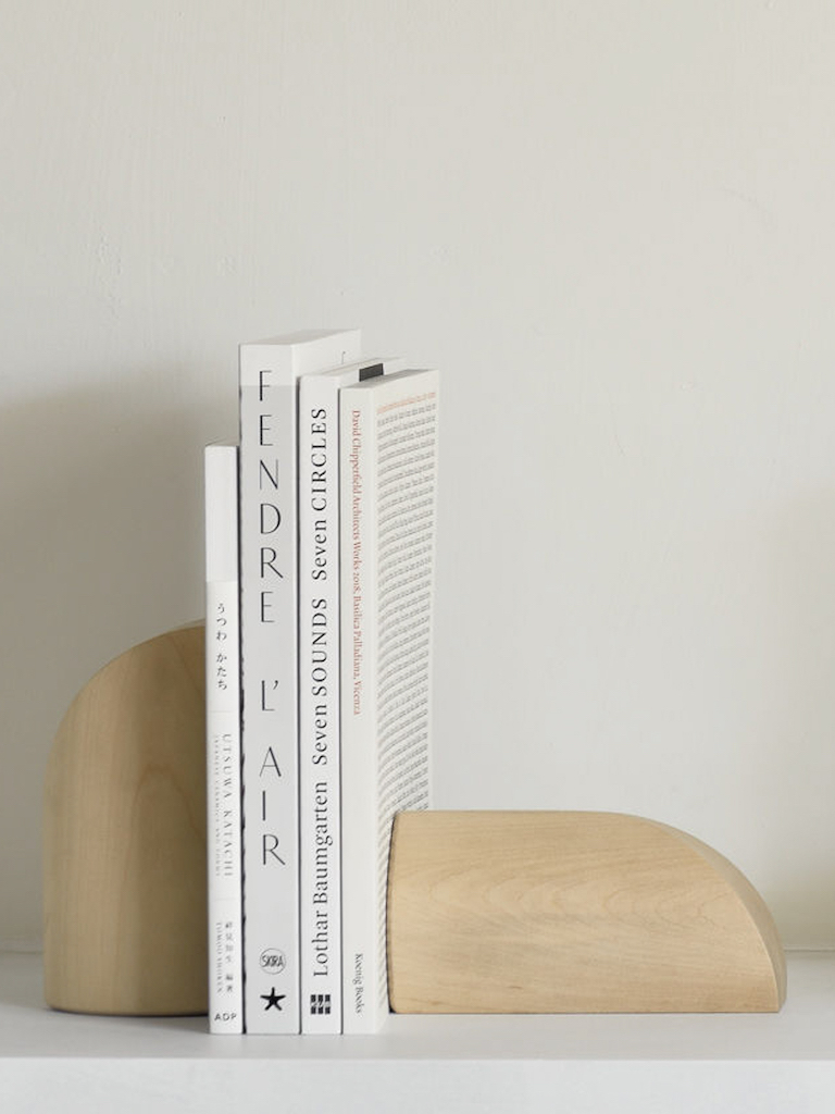 serre-livres design en bois