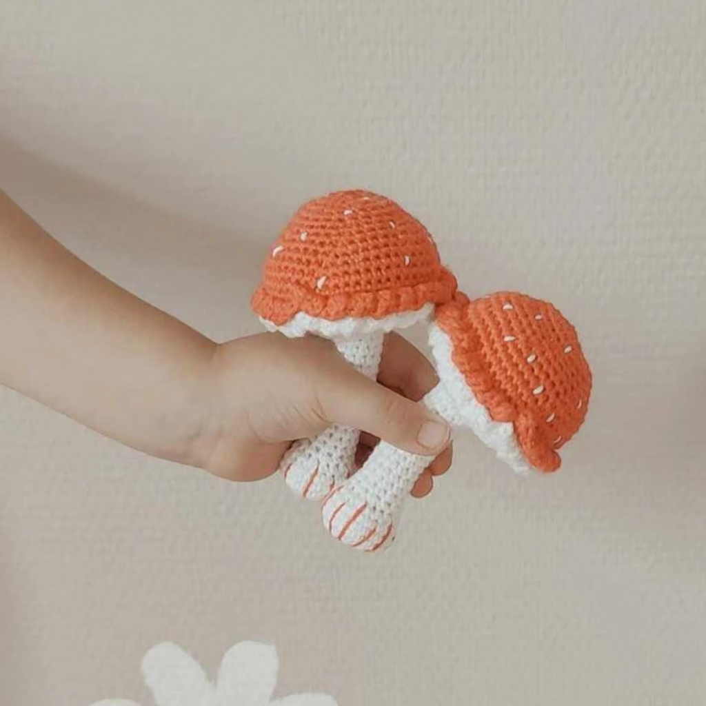 hochet champignon en crochet