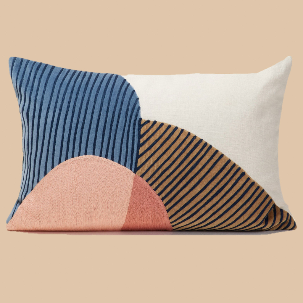 coussin rectangulaire motif graphique