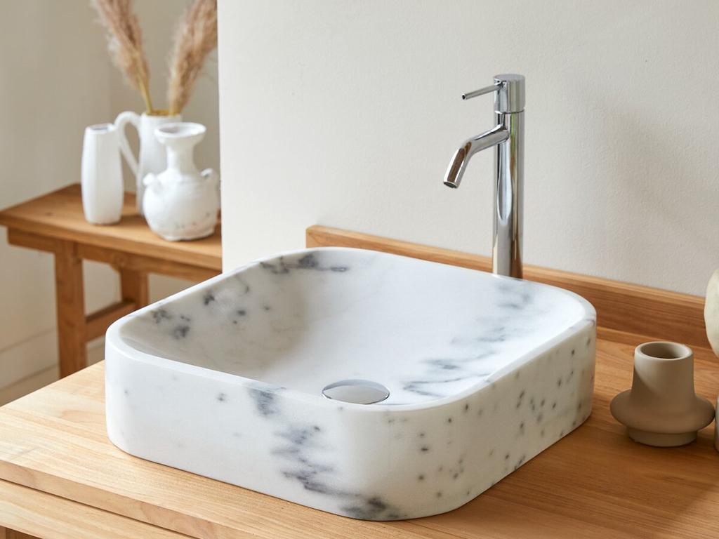 vasque en marbre carrée