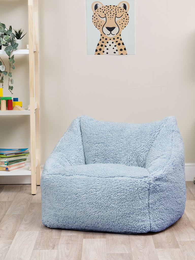 chambre enfant beige et bleu ciel