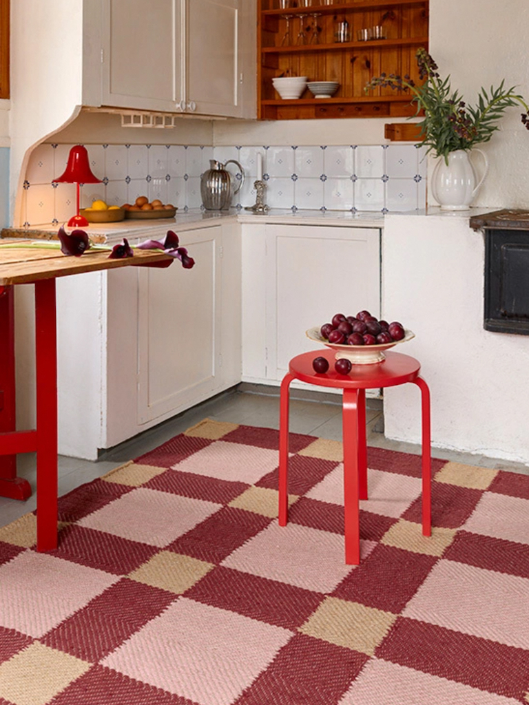 déco cuisine rose et rouge