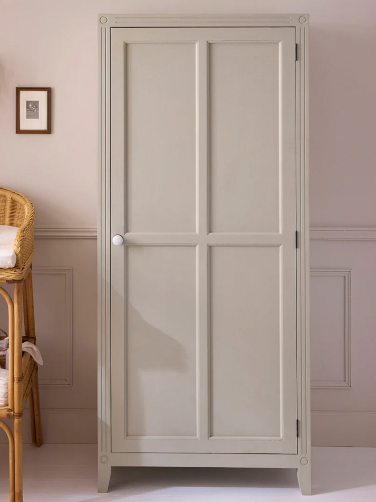armoire parisienne vert clair