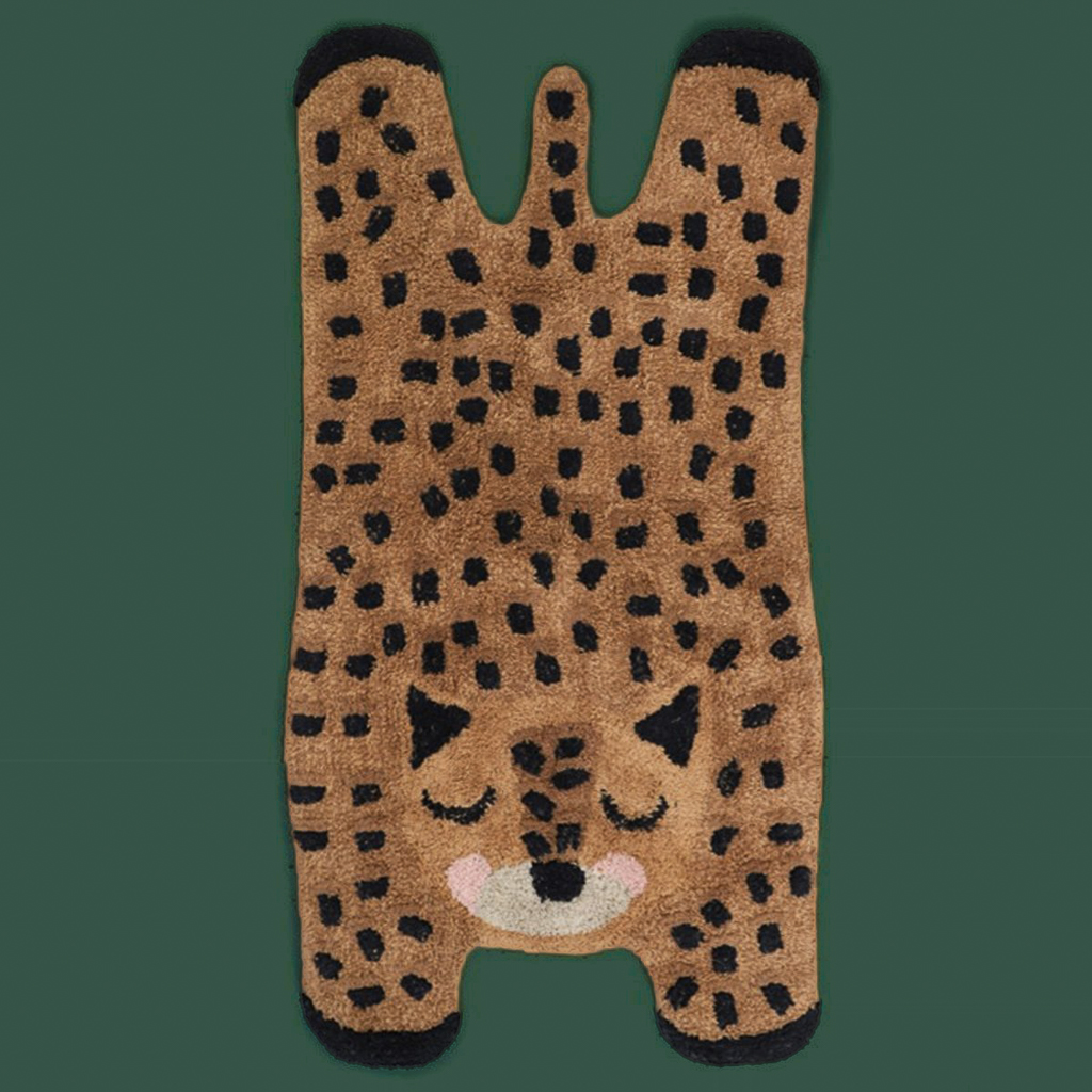 tapis léopard enfant