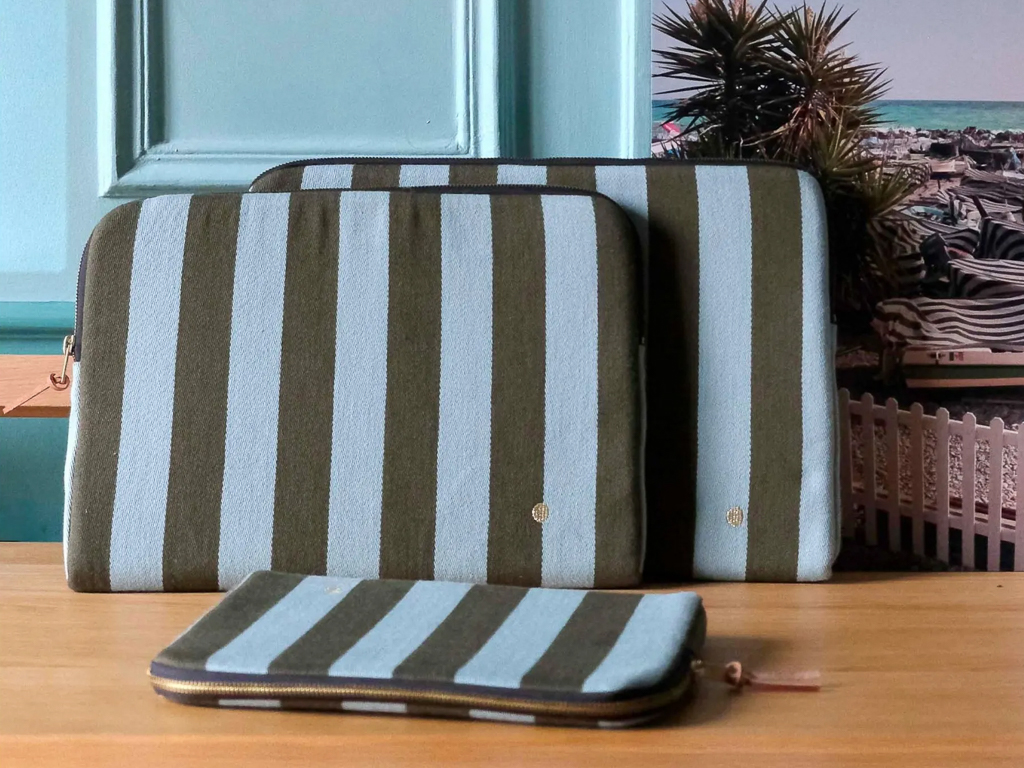 Des accessoires de bureau en couleurs - Joli Place