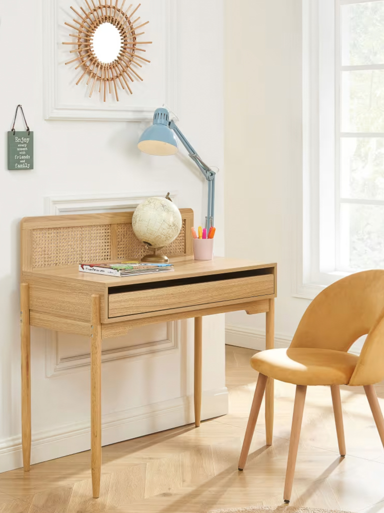 bureau enfant primaire bois et cannage