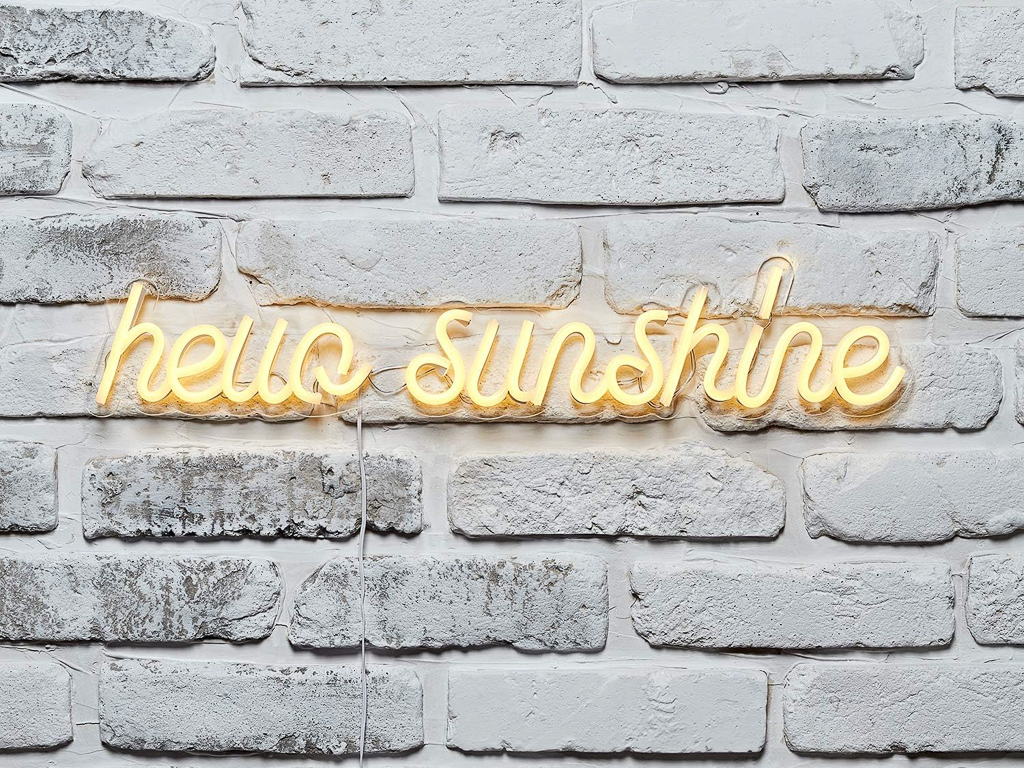 idée cadeau fille ado néon mural