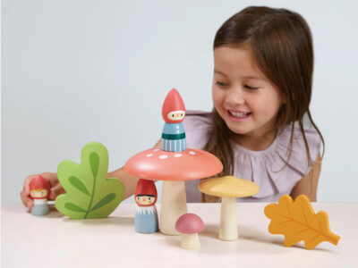 jeu en bois bébé montessori gnomes et champignons