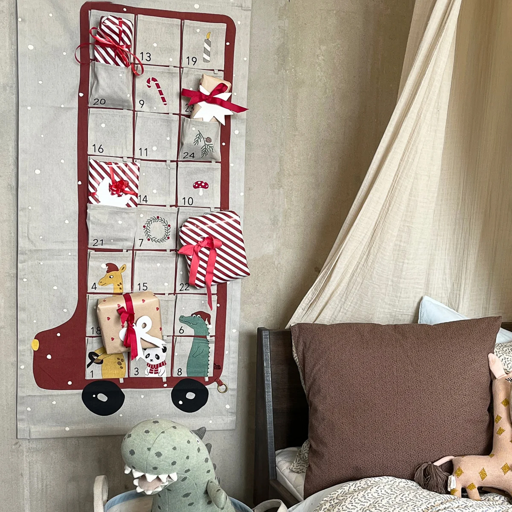 calendrier de l'avent en tissu bus à remplir