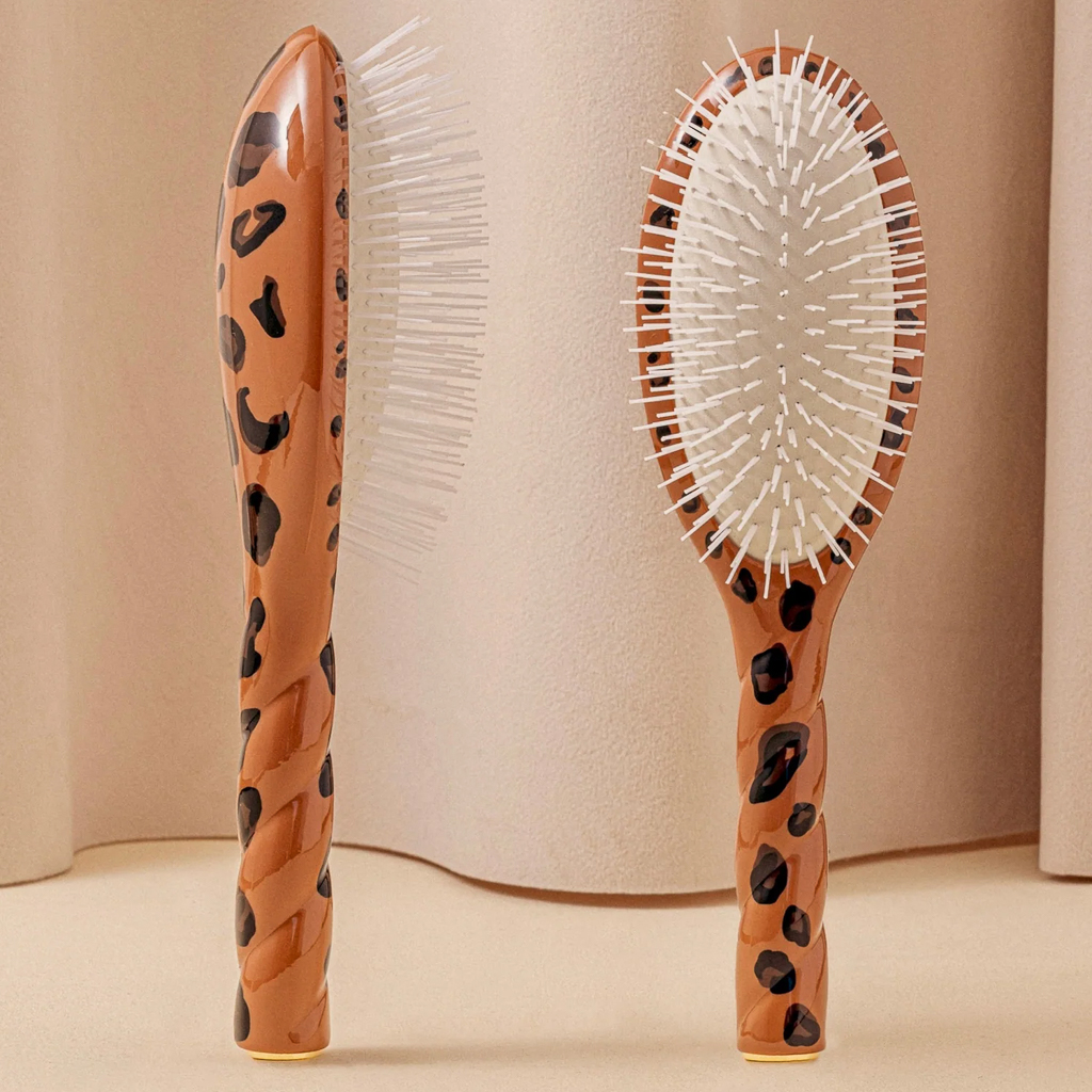 idée cadeau femme brosse léopard