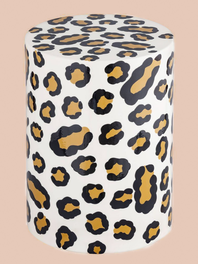 idée cadeau femme bout de canapé léopard