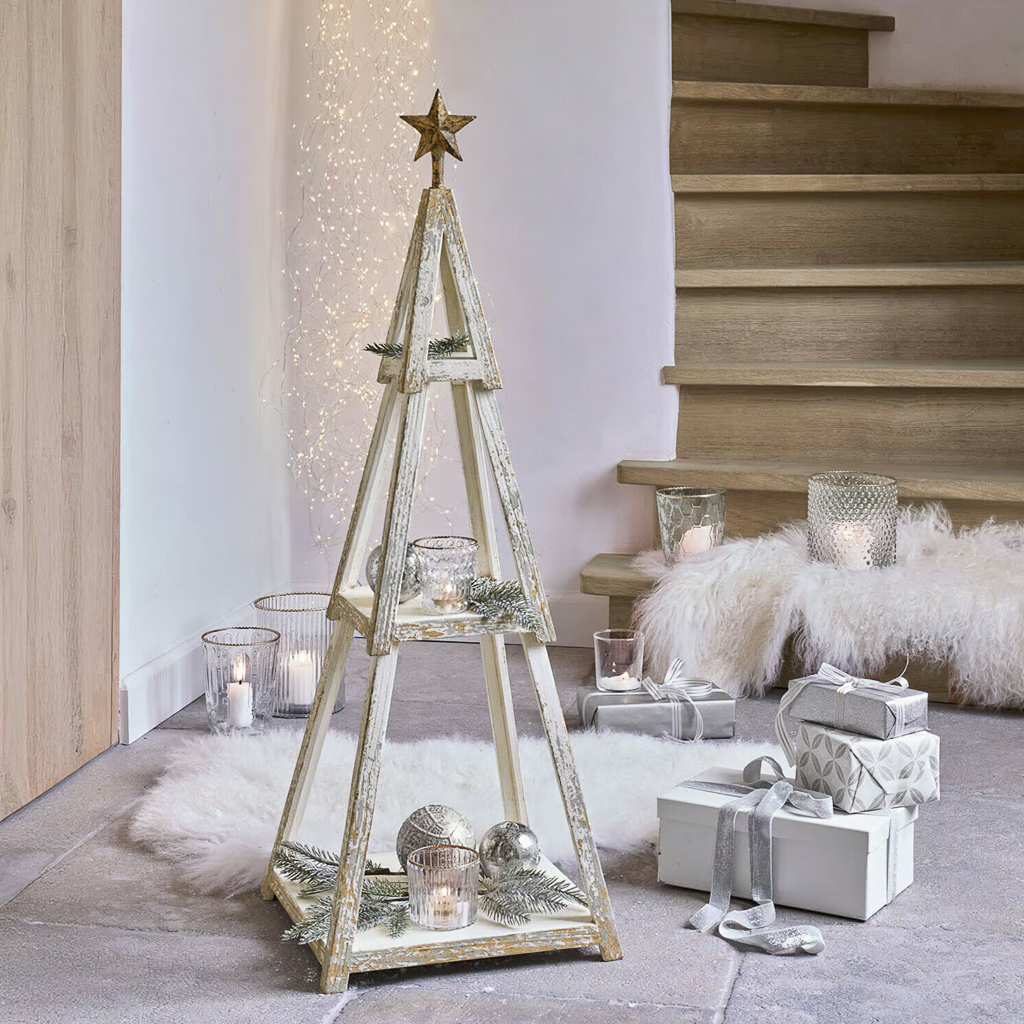 sapin étagère en bois blanchi