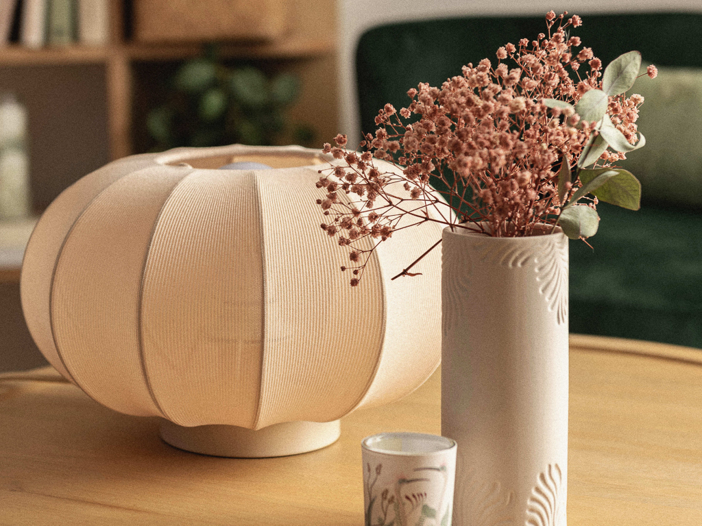 lampe en tissu rose pâle