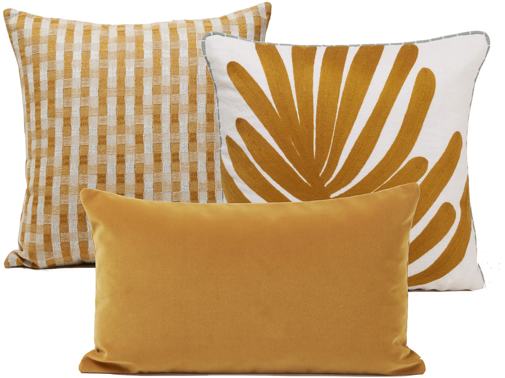 comment assortir des coussins dépareillés sur le canapé