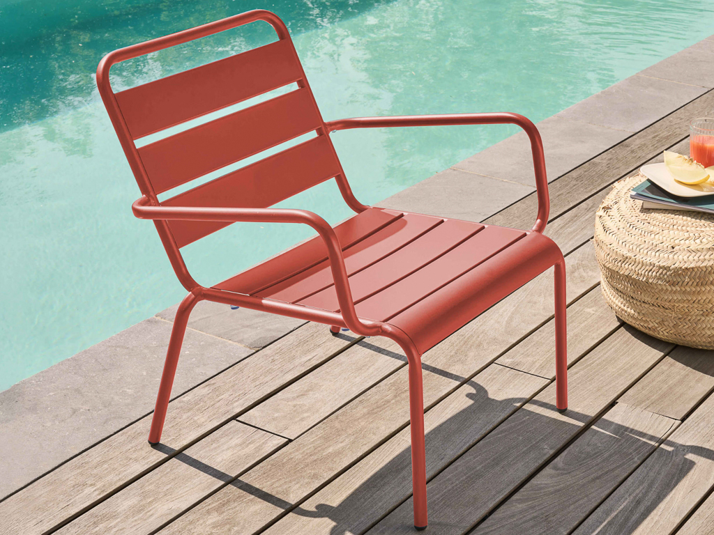 déco bord de piscine couleurs pastel