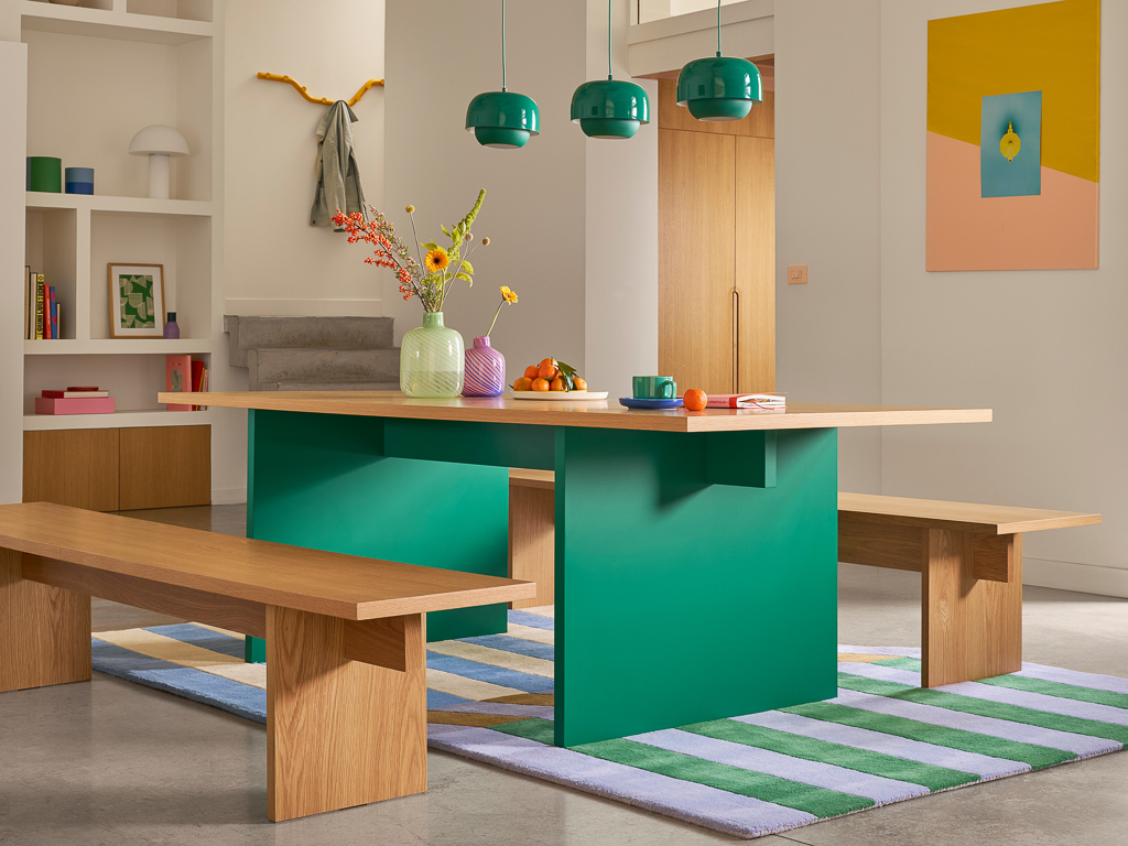 table de repas vert et bois
