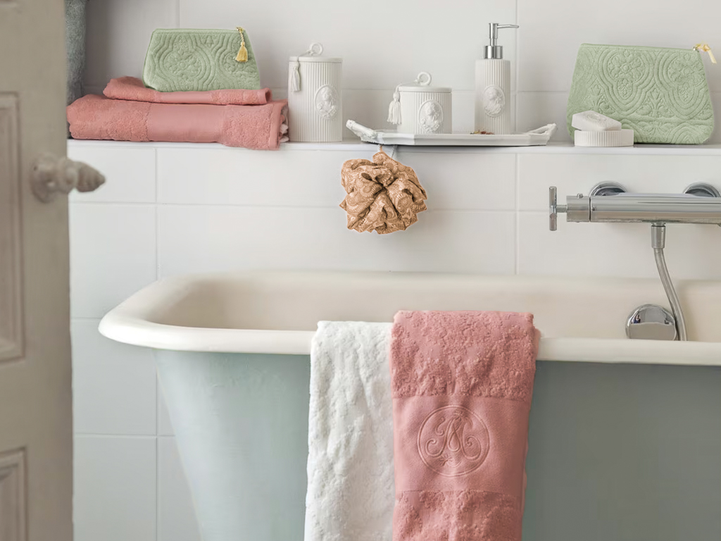salle de bain décoration pastel