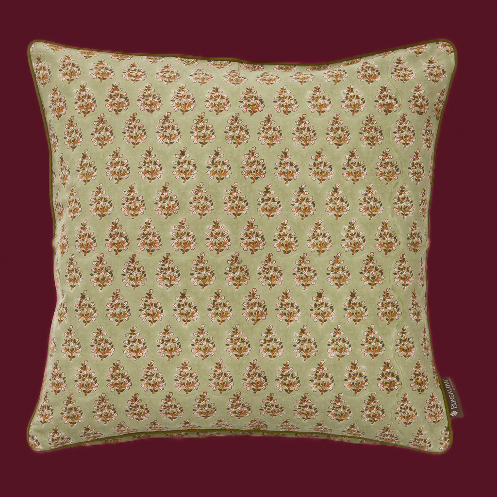 coussin vert olive et bordeauw