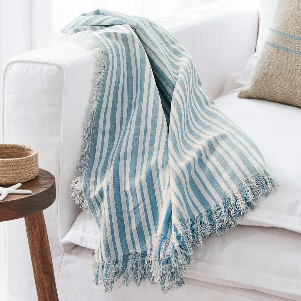 plaid rayé bleu et blanc