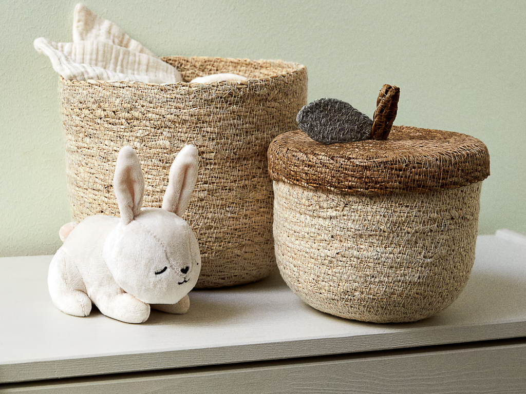 panier de rangement enfant en forme de noisette