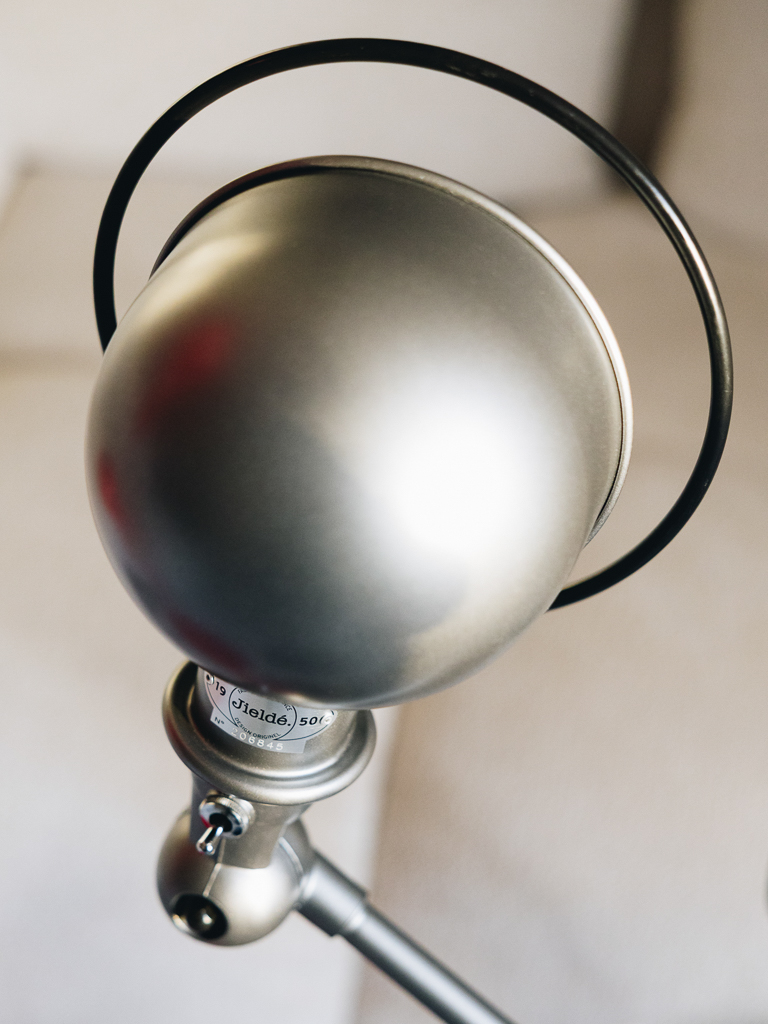 lampe signal jieldé chrome mat