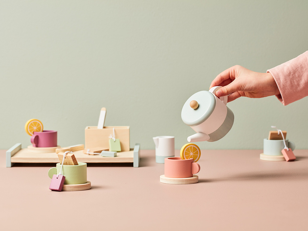 service à thé en bois enfant