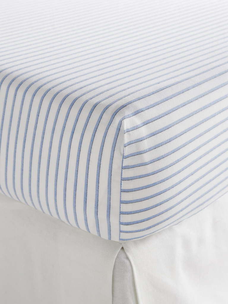 drap housse blanc rayures bleues