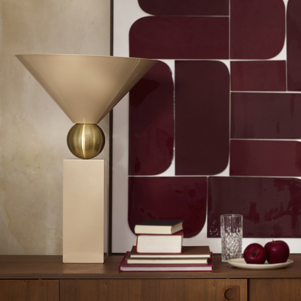 lampe art déco en métal beige et doré