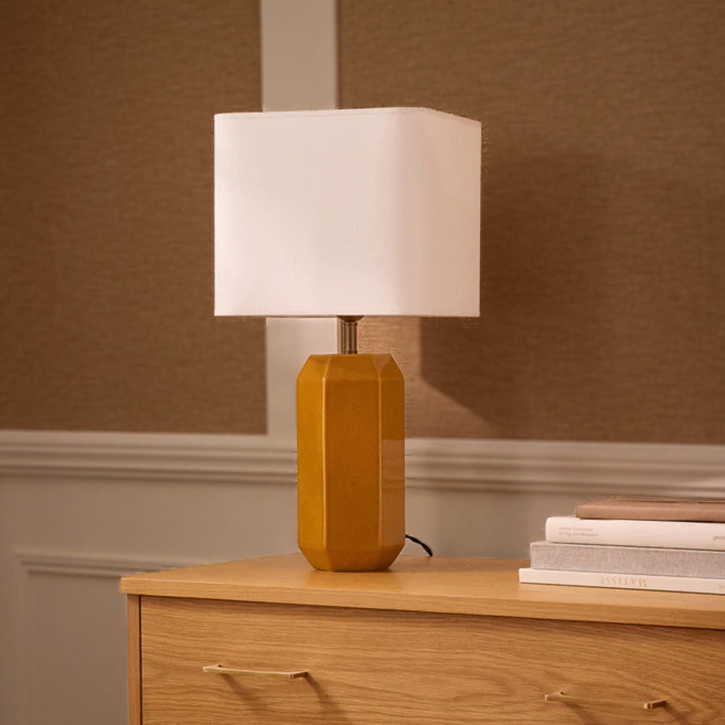 lampe en céramique jaune