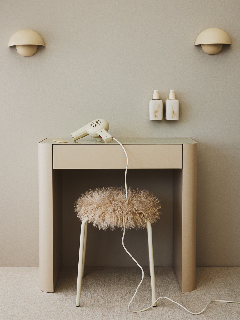 coiffeuse design beige