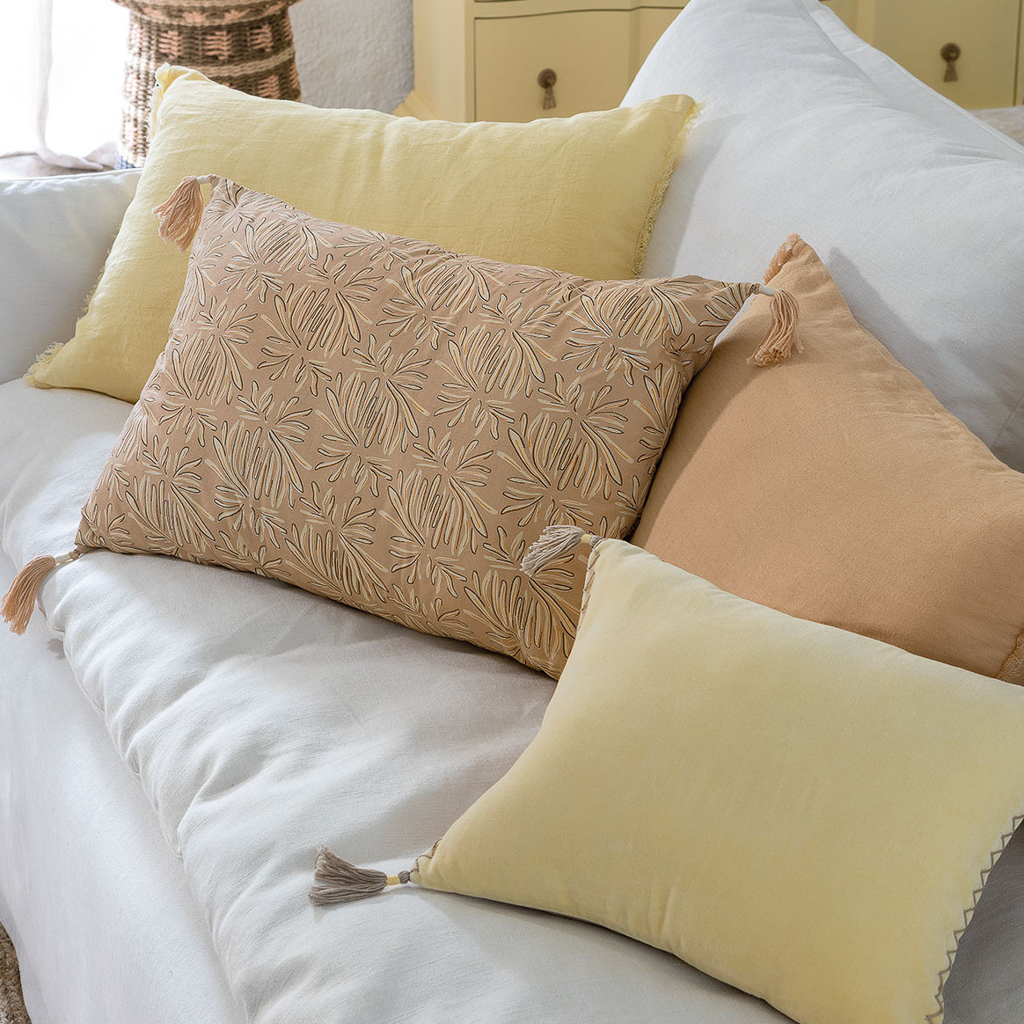 décoration jaune beurre